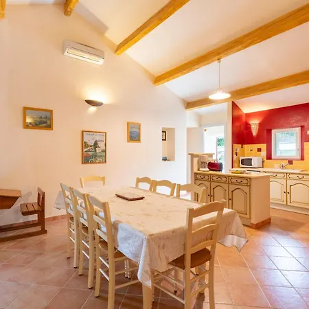 Lou Recati La Ribelle En Provence *